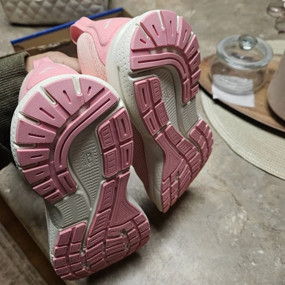 Brooks Women's Athletic Shoes in Soft Pink - Picture 3 of 4